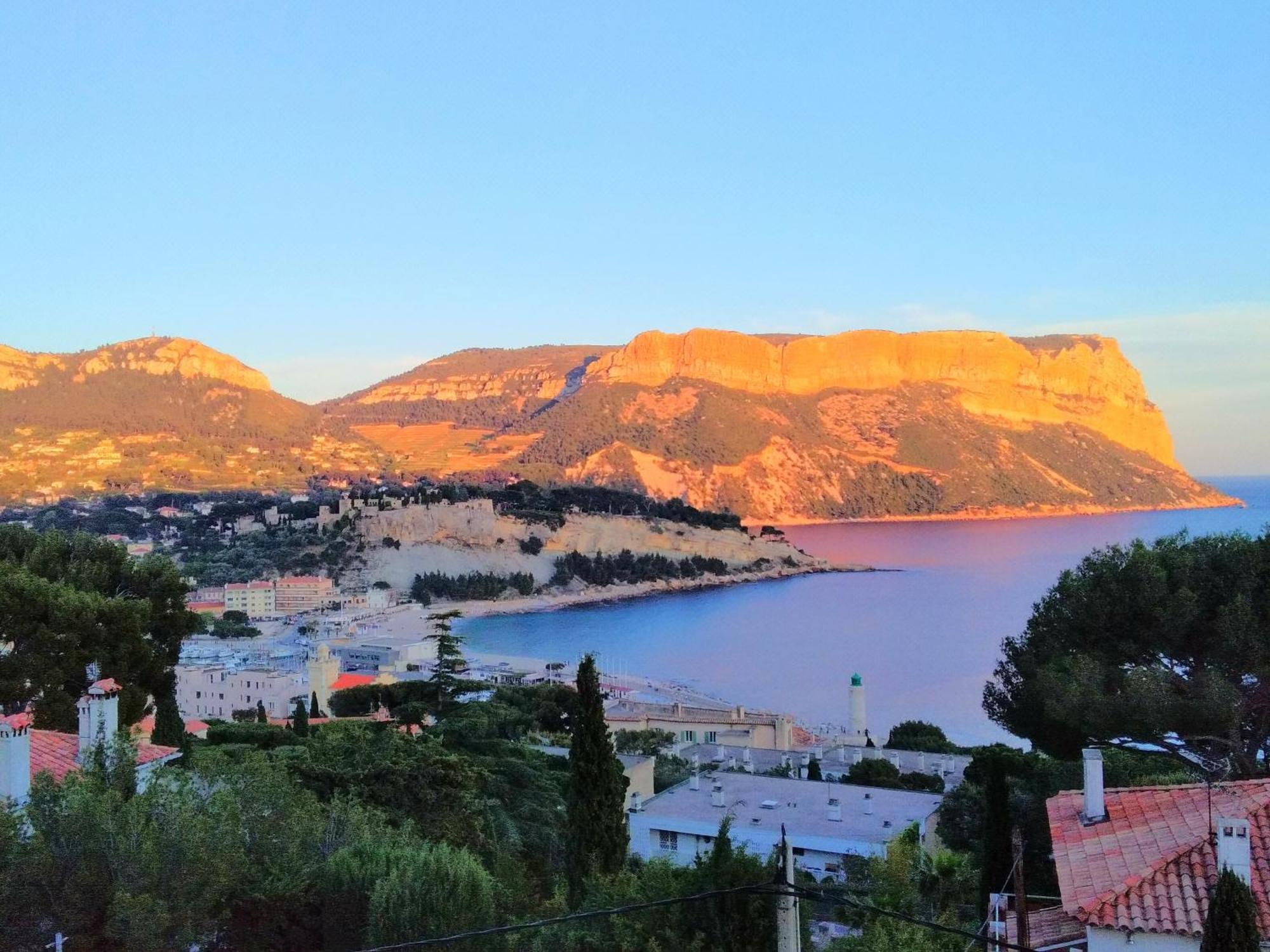 Camping Aux Portes De Cassis Roquefort-la-Bédoule Dış mekan fotoğraf