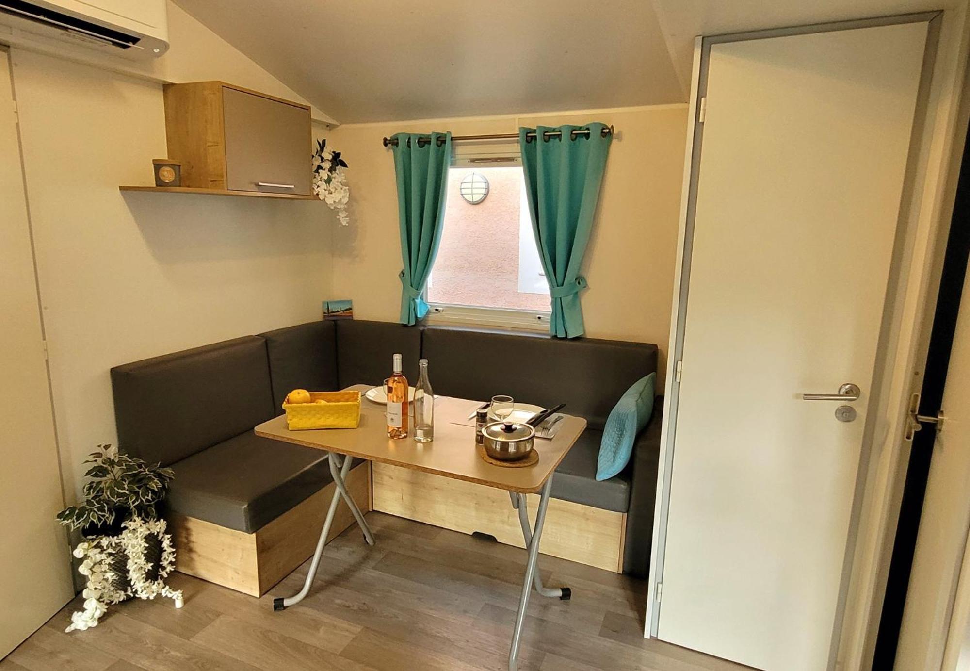 Camping Aux Portes De Cassis Roquefort-la-Bédoule Dış mekan fotoğraf
