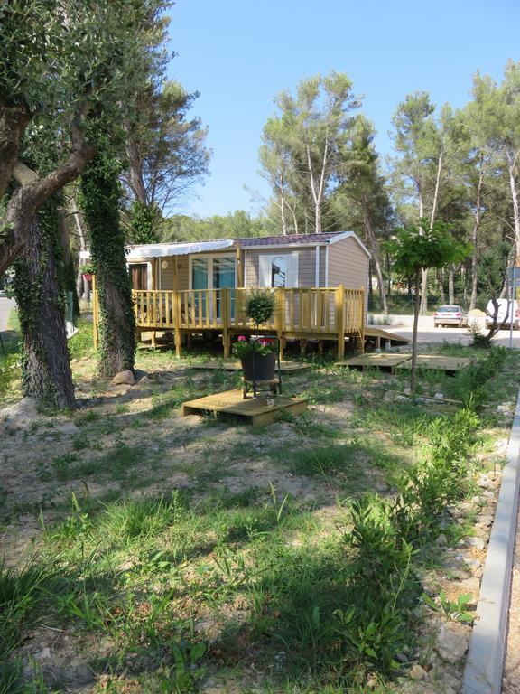 Camping Aux Portes De Cassis Roquefort-la-Bédoule Dış mekan fotoğraf