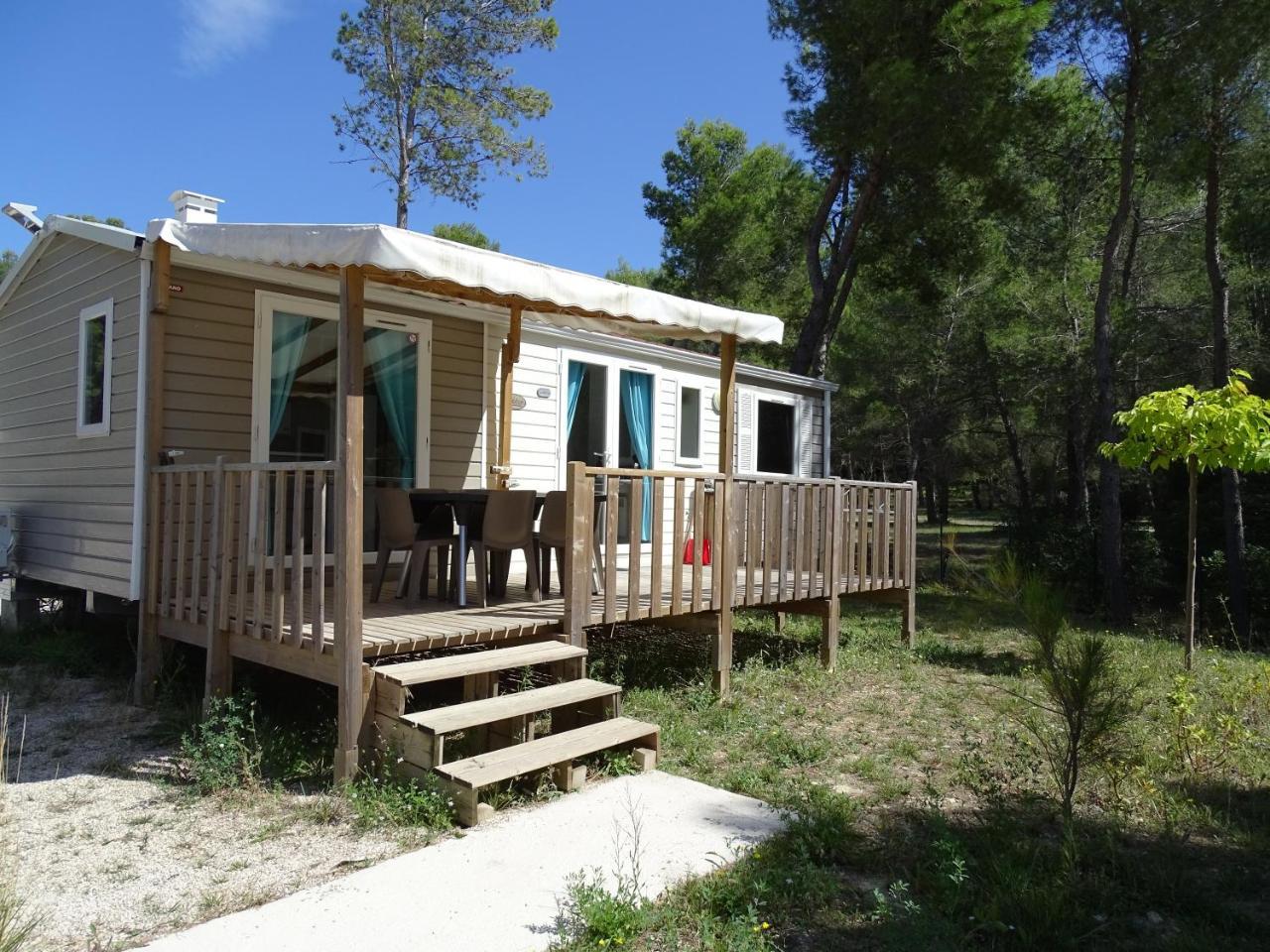 Camping Aux Portes De Cassis Roquefort-la-Bédoule Dış mekan fotoğraf